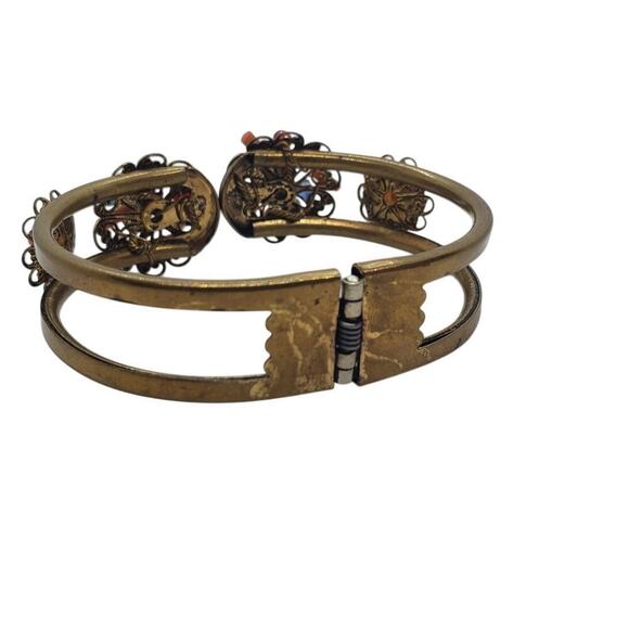 Vintage Ornate Brass Hinged Bangle Bracelet Filigree Faux Pearl Coral Glass Bead - Picture 5 of 7